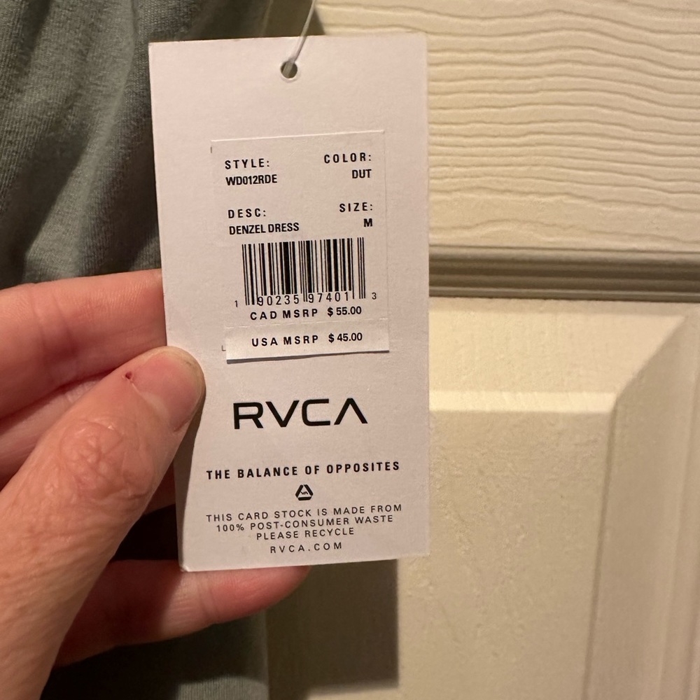 Women’s RVCA Denzel Dress NWT! - Picture 10 of 13